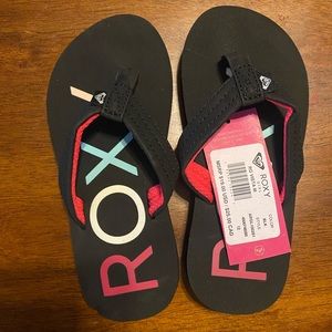 Kids Roxy sandals